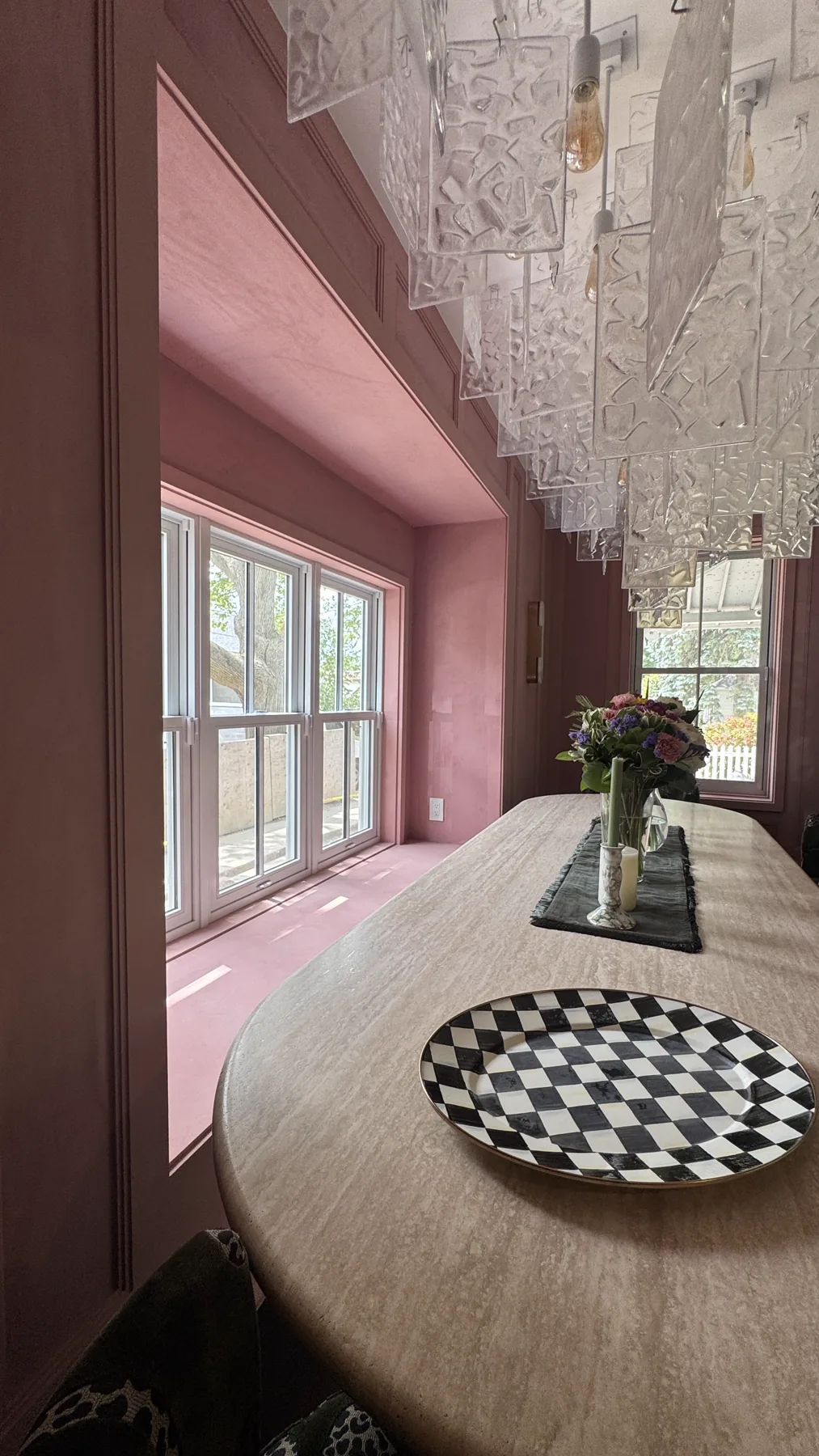 Victoria bright living room